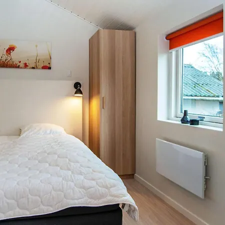 6 Person Holiday In * Glesborg